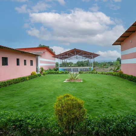 Mahalakshmi Agro Tourism Poinad Exterior foto
