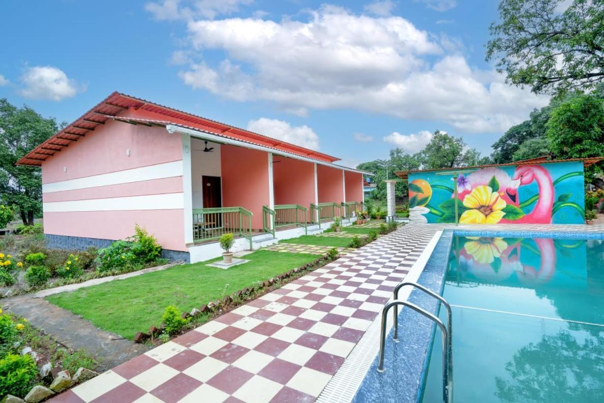 Mahalakshmi Agro Tourism Poinad Exterior foto